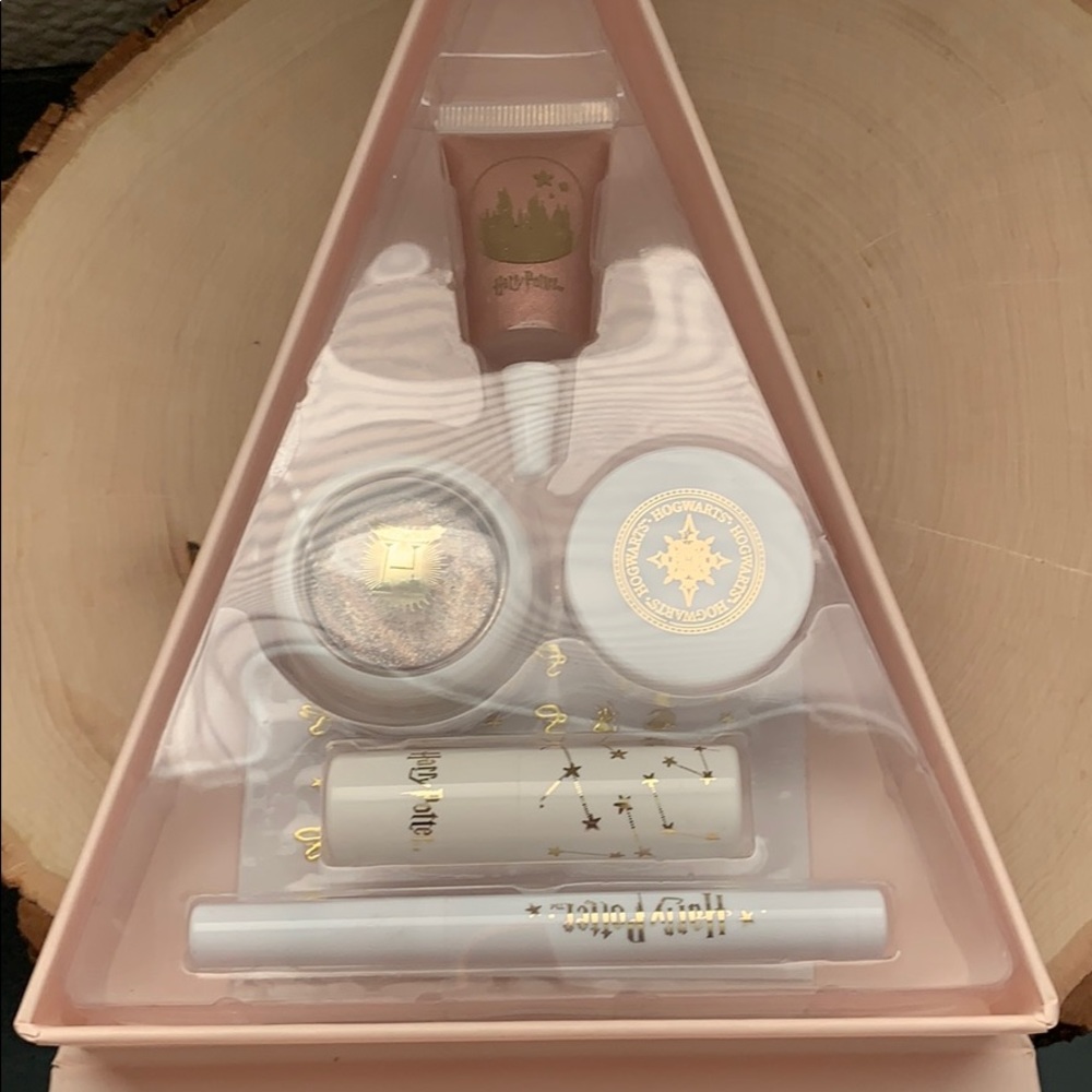 Harry Potter X Ulta Mini Mysteries Vault - Picture 9 of 9